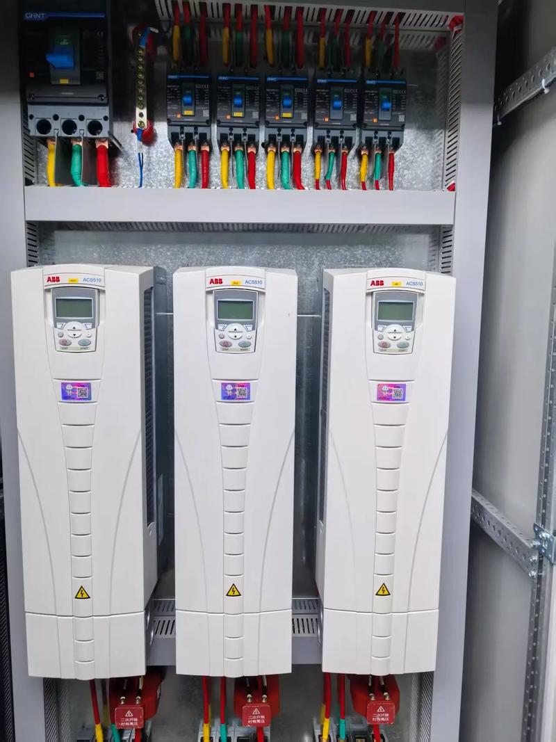 300噸/天大米生產線成套電氣控制系統 從設備制作到現場安裝的電氣安裝服務全解析
